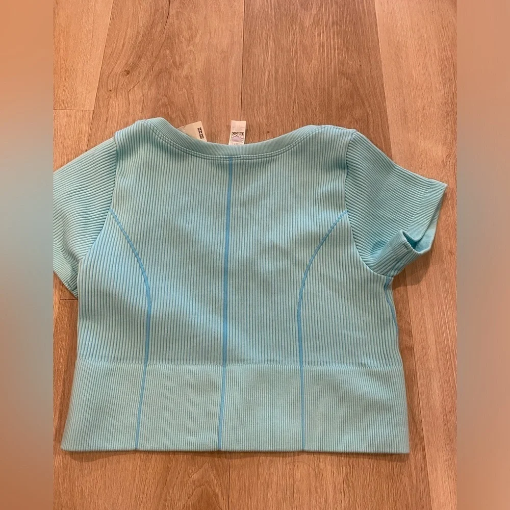NWT aerie crop ribbed blue tee size small - Picture 2 of 4